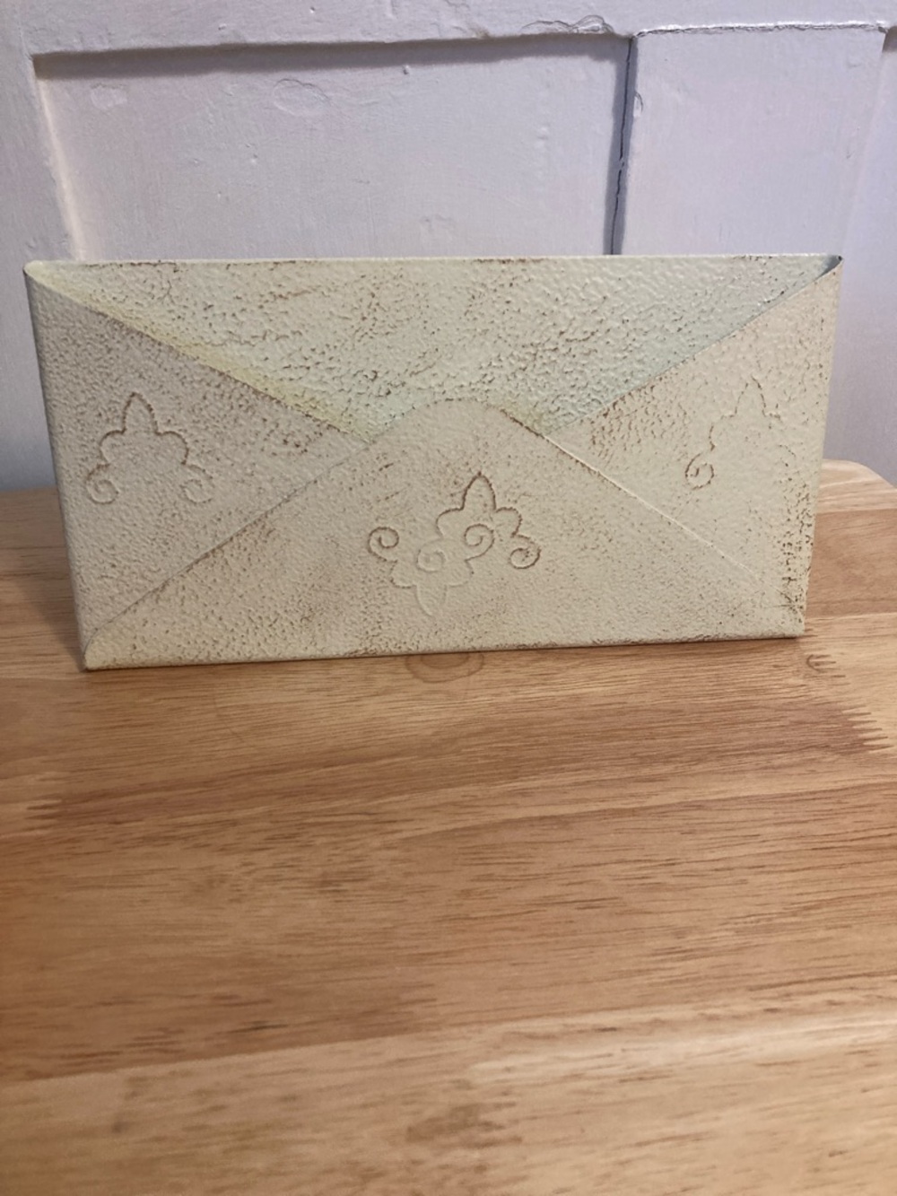 Embossed Ivory Decorative Envelope Trinket Box